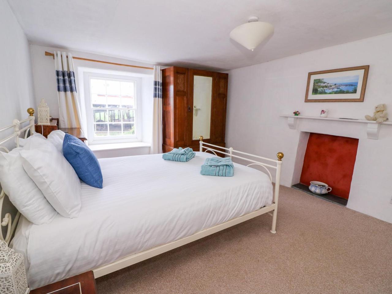Villa Llwyncadfor Farm Llangunllo Esterno foto