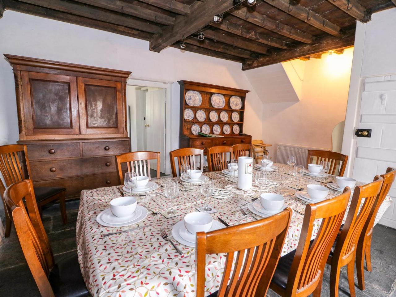 Villa Llwyncadfor Farm Llangunllo Esterno foto